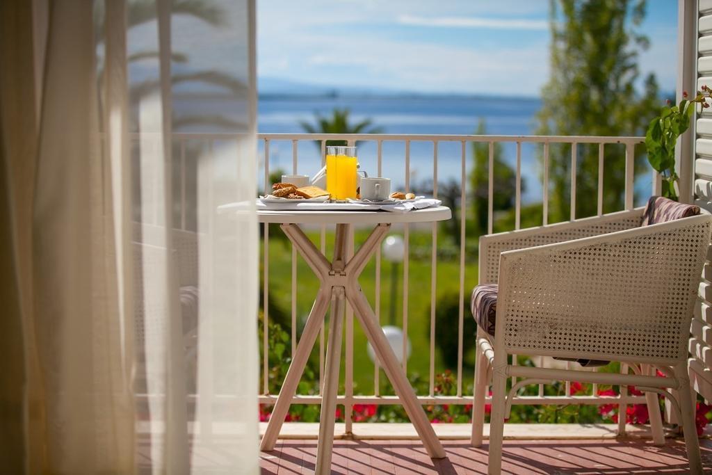 Hotel Theoxenia Anex Missolonghi ภายนอก รูปภาพ